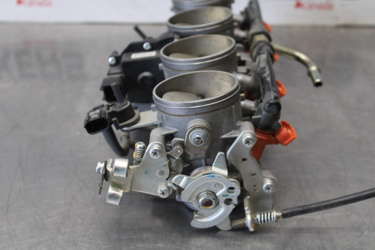 13-18 KAWASAKI NINJA ZX6R MAIN FUEL INJECTORS / THROTTLE BODIES BB908