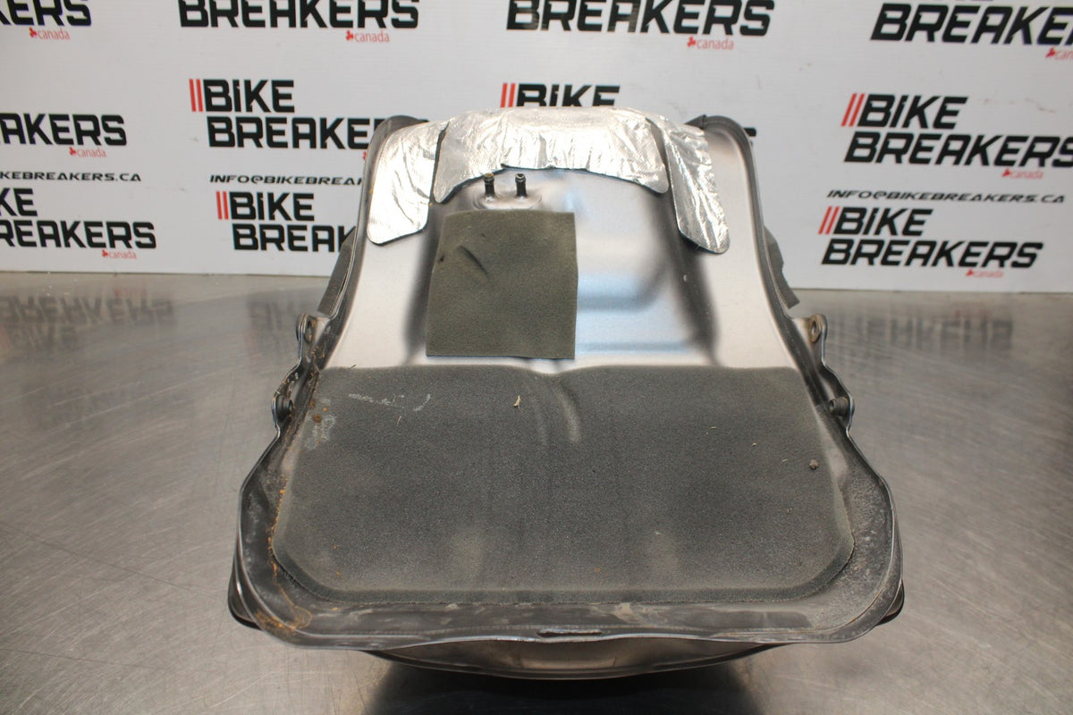 13 YAMAHA YZF R1 GAS TANK FUEL CELL PETROL RESERVOIR BB781