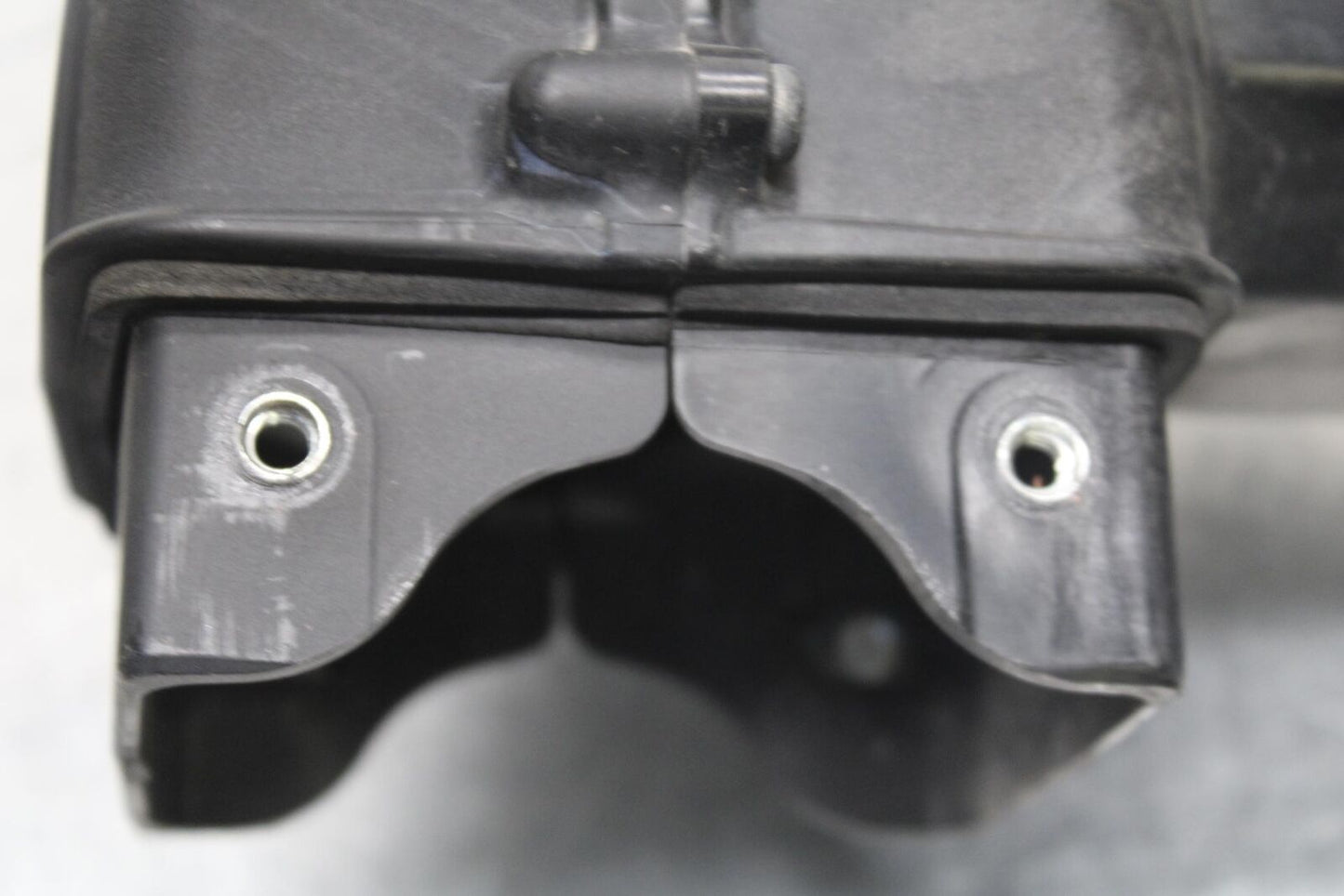 09-12 KAWASAKI NINJA ZX6R RAM AIR INTAKE TUBE DUCT BB640