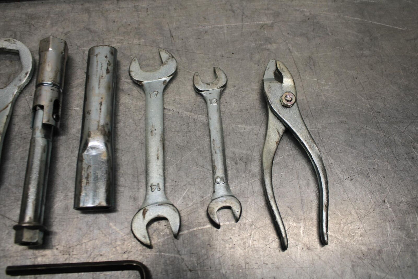 09-12 KAWASAKI NINJA ZX6R ZX600R STOCK TOOLS TOOL BAG KIT SET 56007-0052 BB617