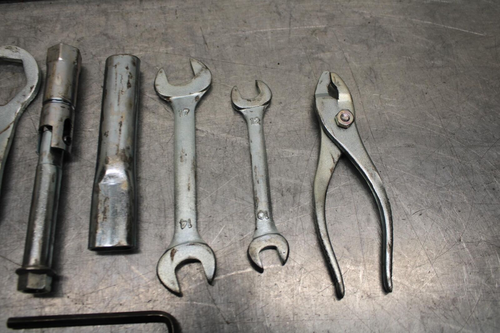 09-12 KAWASAKI NINJA ZX6R ZX600R STOCK TOOLS TOOL BAG KIT SET 56007-0052 BB617