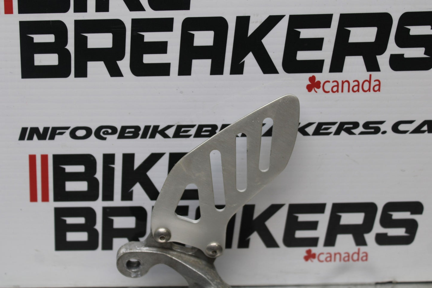 11-22 SUZUKI GSXR 600  LEFT REARSET REAR SET DRIVER FOOT PEG REST STOP BB193
