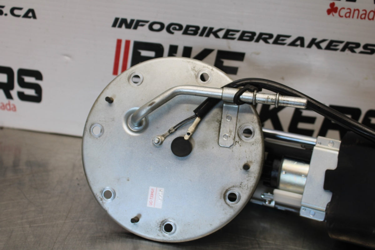 12 HONDA CB1000R FUEL PUMP GAS PETROL SENDER UNIT BB200