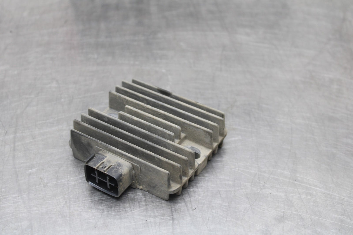 08 YAMAHA V STAR 1100 XVS1100AW CLASSIC RECTIFIER VOLTAGE REGULATOR BB916