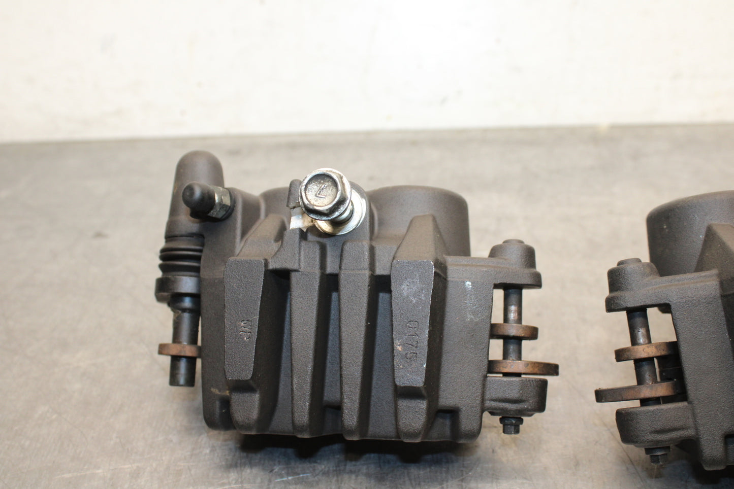 12-17 KAWASAKI NINJA 650 RIGHT LEFT FRONT BRAKE CALIPER SET PAIR CALIPERS BB129