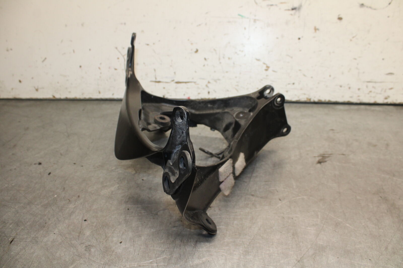 08-09 SUZUKI GSXR600 UPPER FAIRING MIRROR GAUGES STAY BRACKET BB728