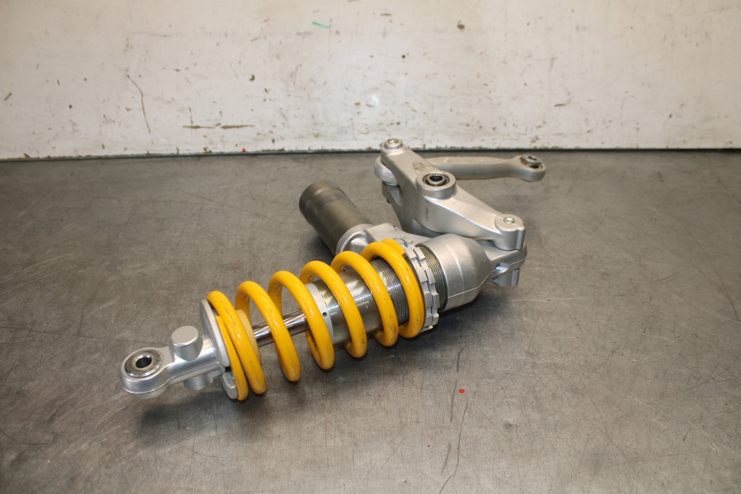 12-15 DUCATI 1199 PANIGALE REAR BACK SHOCK ABSORBER SUSPENSION BB705