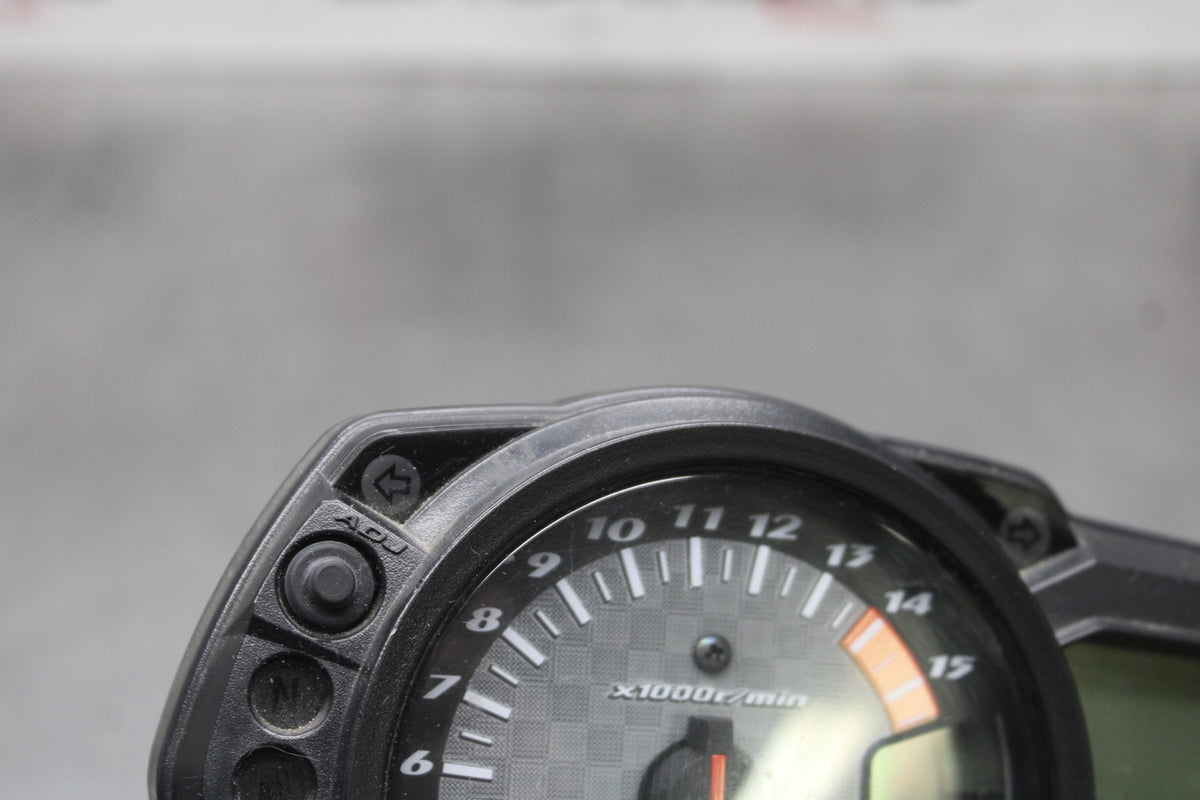 07-08 SUZUKI GSXR1000 SPEEDO GAUGES DISPLAY CLUSTER SPEEDOMETER TACHOMETER BB944