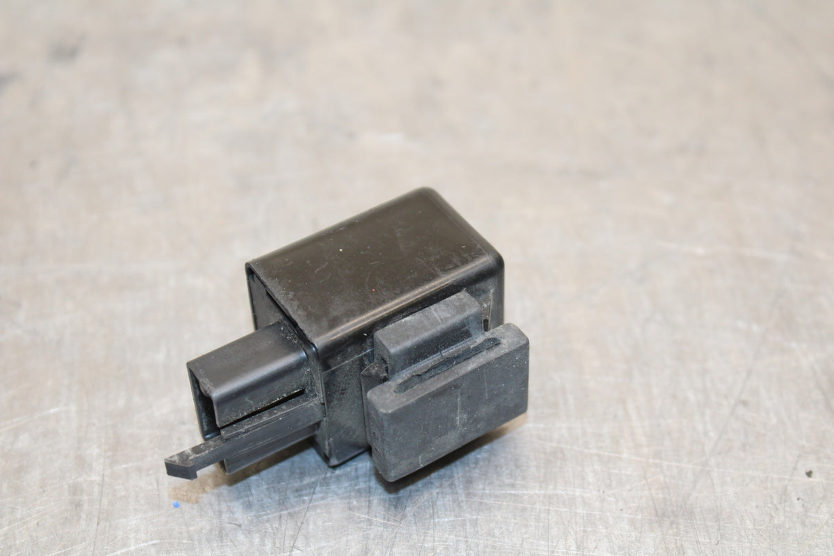 04-05 YAMAHA YZF R1 TURN SIGNAL BLINKER RELAY FLASHER SWITCH BB131