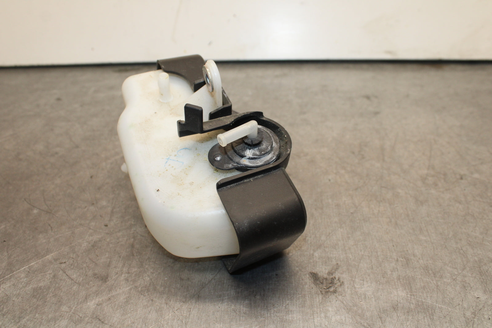 19-21 YAMAHA YZF R3 COOLANT WATER TANK RESERVOIR BOTTLE BB121