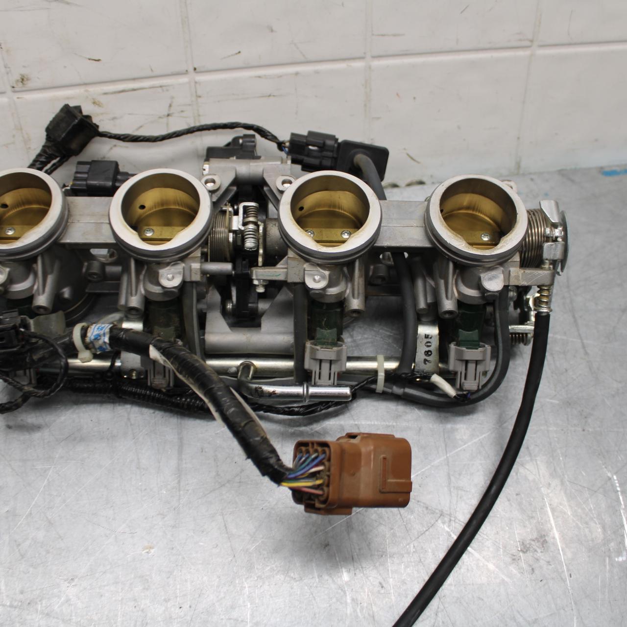 07-08 KAWASAKI CONCOURS 1400 ABS MAIN FUEL INJECTORS / THROTTLE BODIES BB449