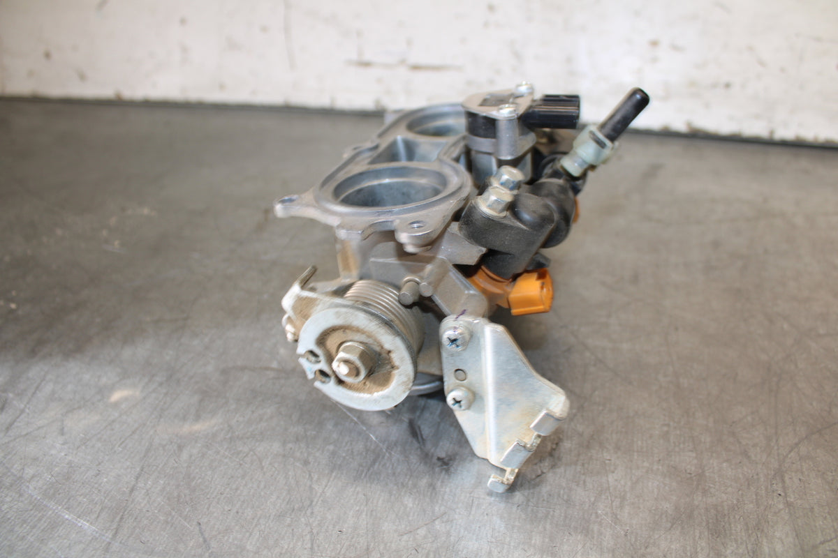 13-15 HONDA CBR500R MAIN FUEL INJECTORS / THROTTLE BODIES 16400-MGZ-A02 BB704