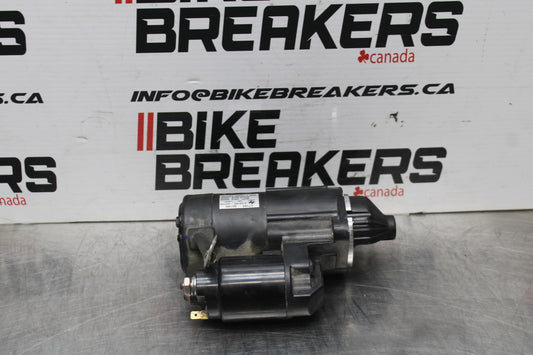 19 MOTO GUZZI V7 III ENGINE STARTING STARTER MOTOR -DC 12V BB831