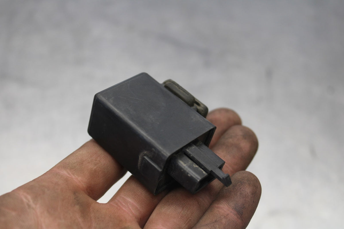 95 HONDA SHADOW 1100 TURN SIGNAL BLINKER RELAY FLASHER SWITCH BB885