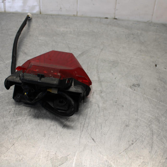 17-18 YAMAHA YZF R3 REAR TAIL TAILLIGHT BACK BRAKE LIGHT  BB438