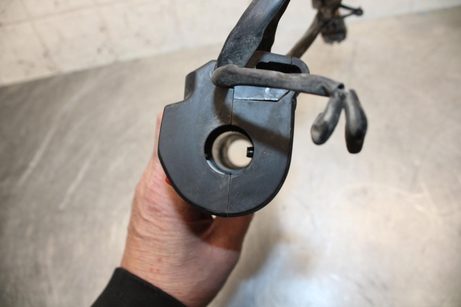 11-14 KAWASAKI VERSYS 650 LE 650C RIGHT  HANDLE KILL OFF START SWITCH BB498