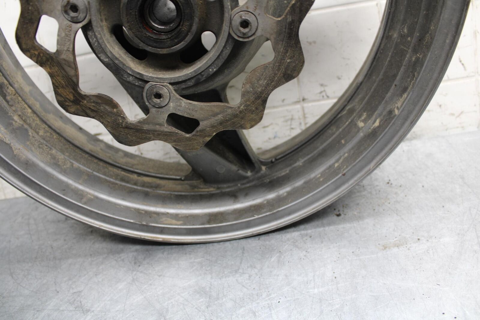 2001 Kawasaki Ninja ZX6 ZX600E REAR WHEEL RIM ROTOR BACK BRAKE DISC BB547