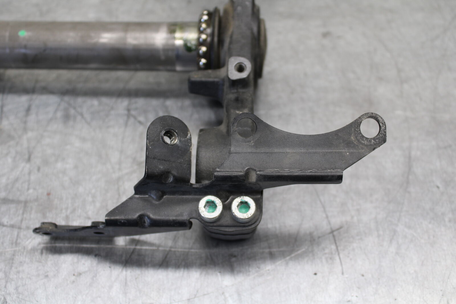 12-17 KAWASAKI ER-6N Z650 FRONT FORKS CLAMP LOWER TRIPLE TREE STEM BB709