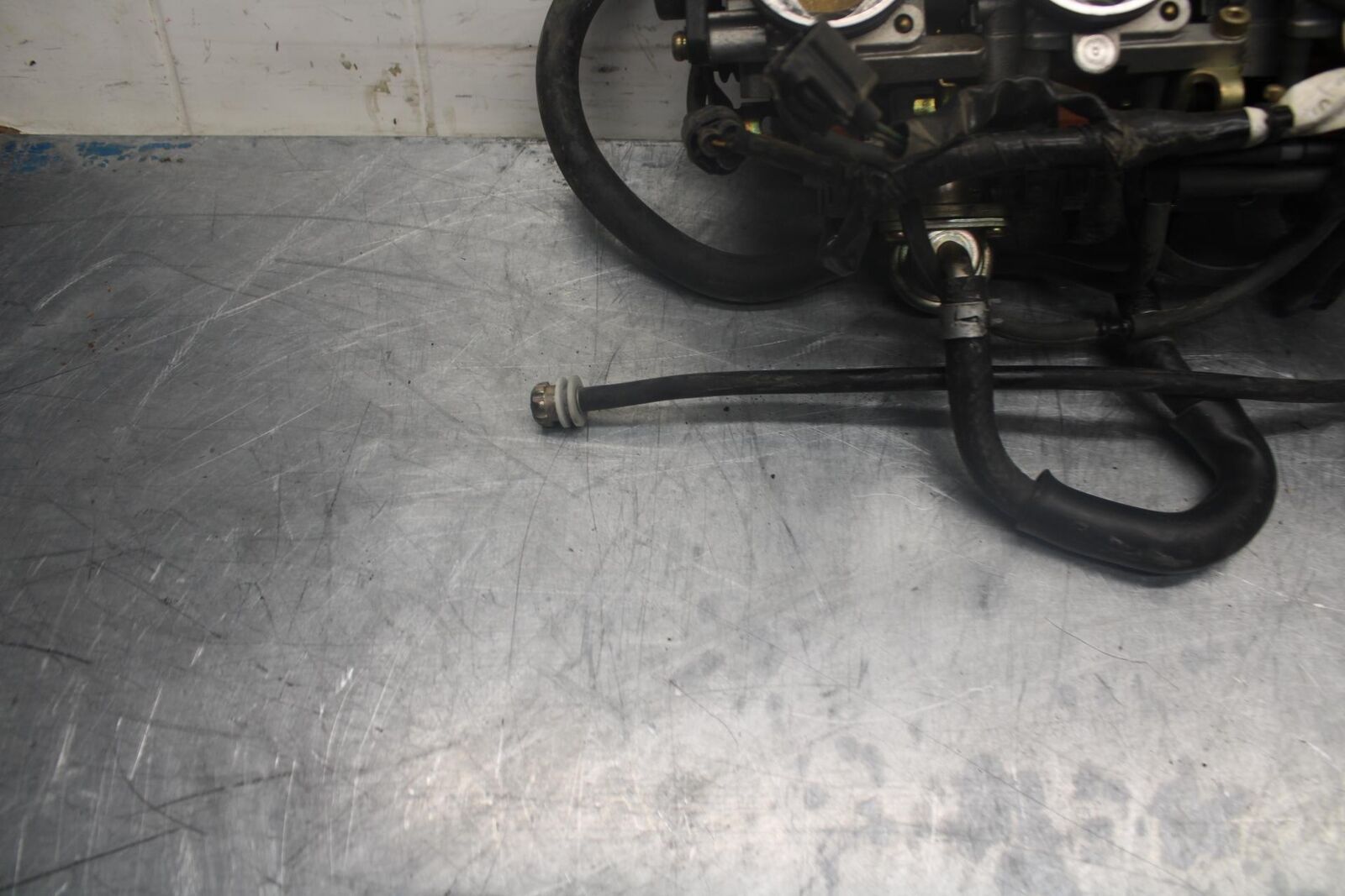 05 YAMAHA YZF R6S MAIN FUEL INJECTORS / THROTTLE BODIES BB462