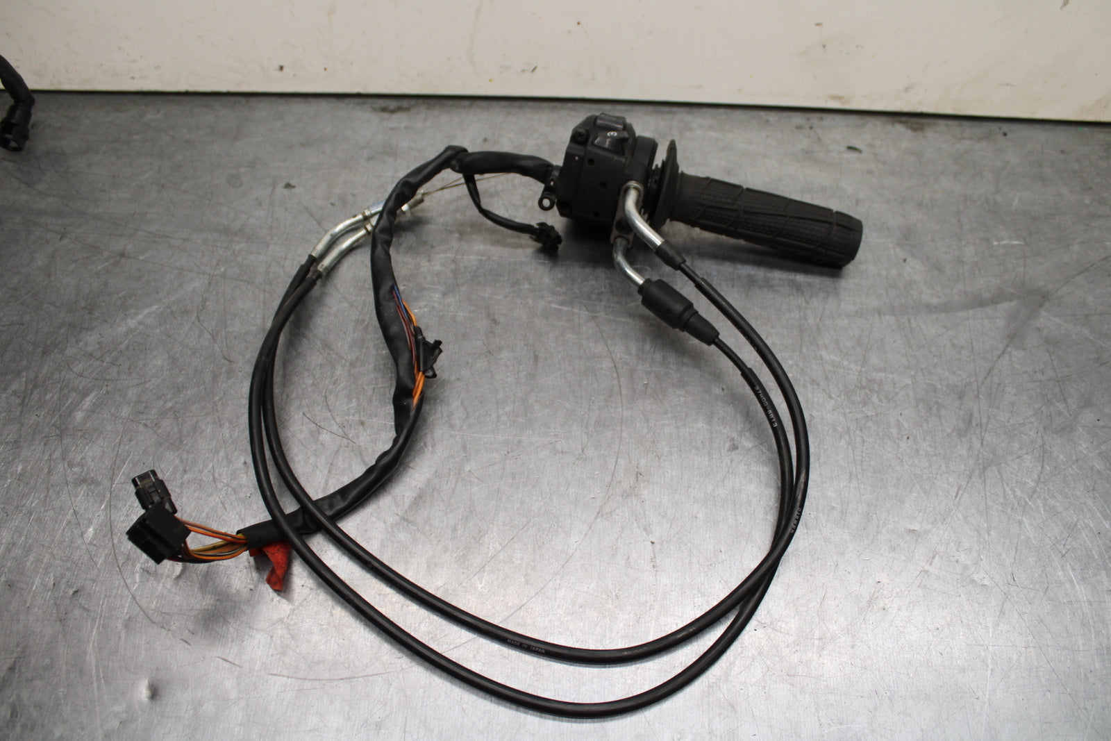 08-10 SUZUKI GSXR 600 RIGHT CLIP ON HANDLE KILL OFF START SWITCH SWITCHES BB753