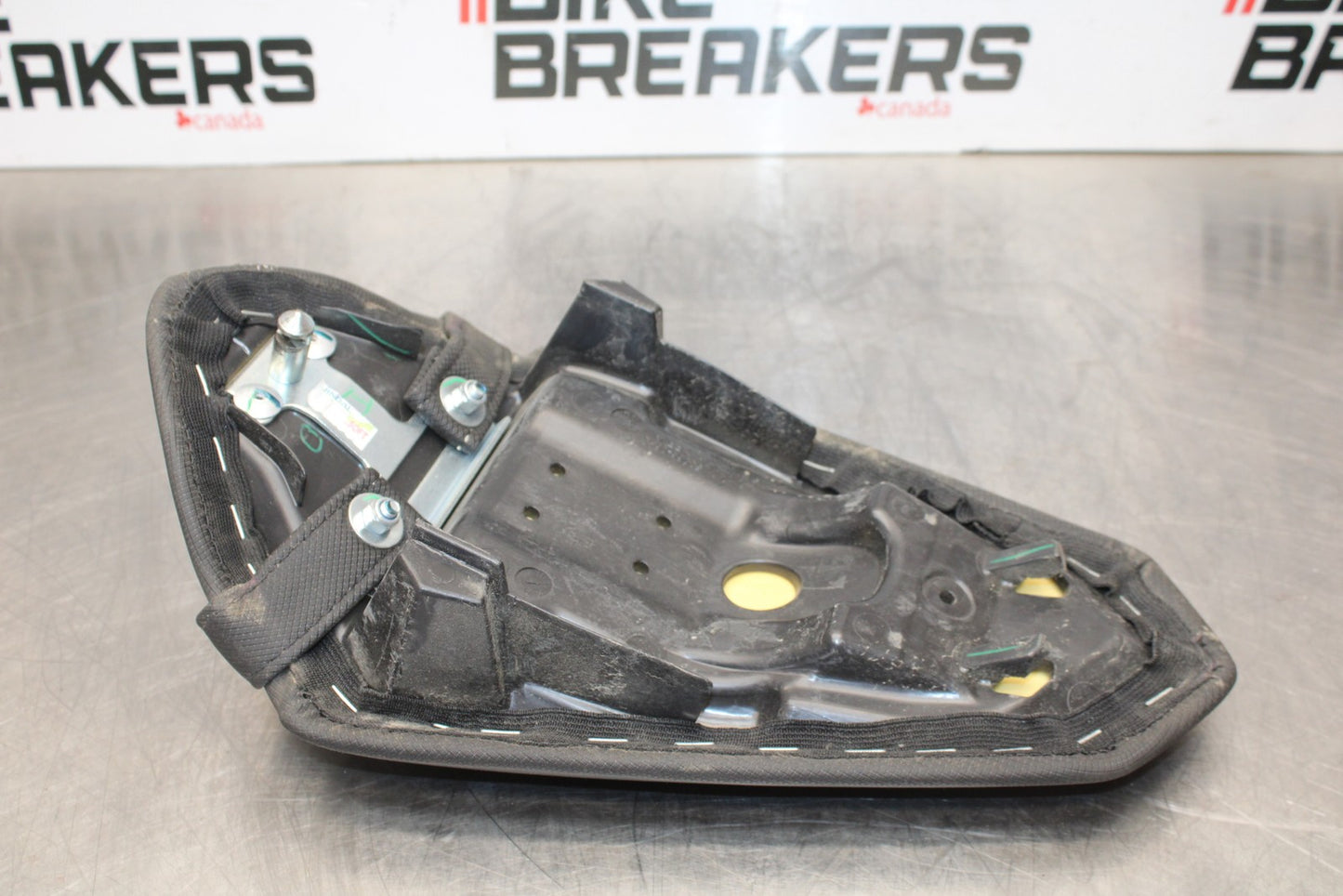 18-23 KAWASAKI NINJA 400 EX400 ABS REAR BACK PASSENGER SEAT PAD SADDLE BB177