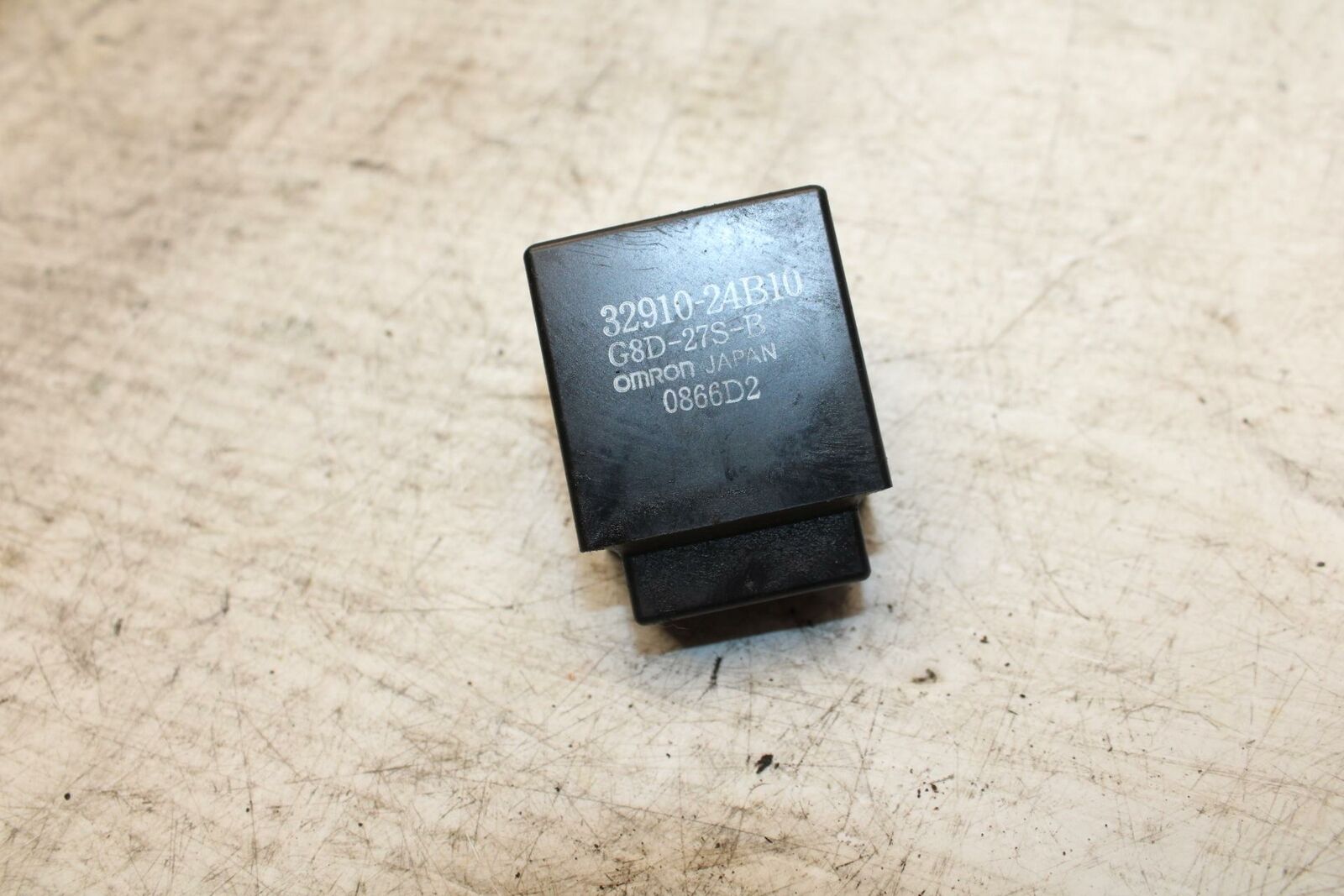 06-07 SUZUKI BOULEVARD S40 TURN SIGNAL BLINKER RELAY FLASHER SWITCH BB375