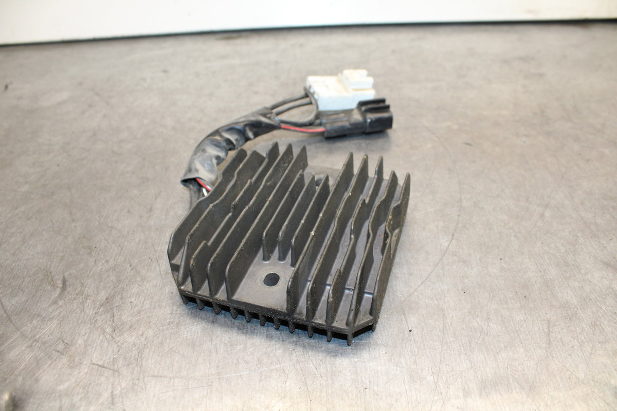 07-08 SUZUKI BURGMAN 650 RECTIFIER VOLTAGE REGULATOR BB123