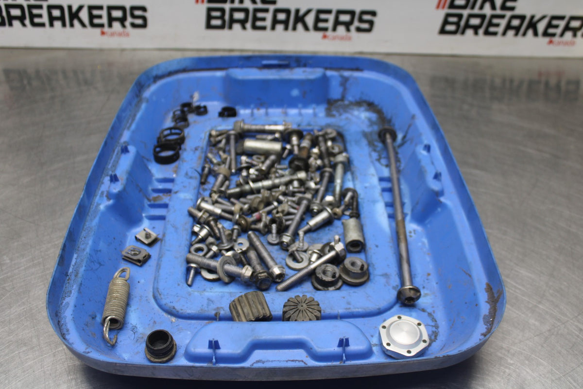 15 TRIUMPH TIGER 800 MOUNTING BOLTS HARDWARE SCREWS BB873