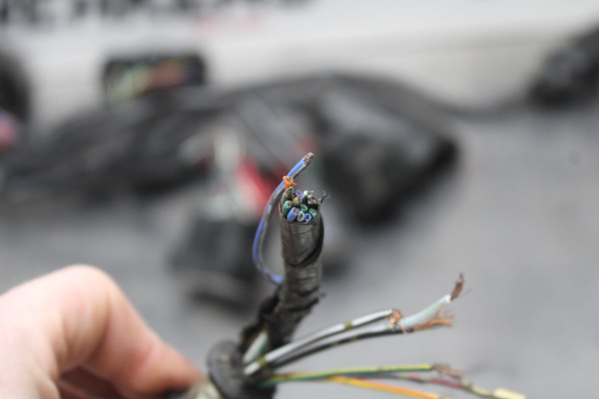 07 HONDA VTX1300R MAIN ENGINE WIRING HARNESS MOTOR WIRE LOOM BB825