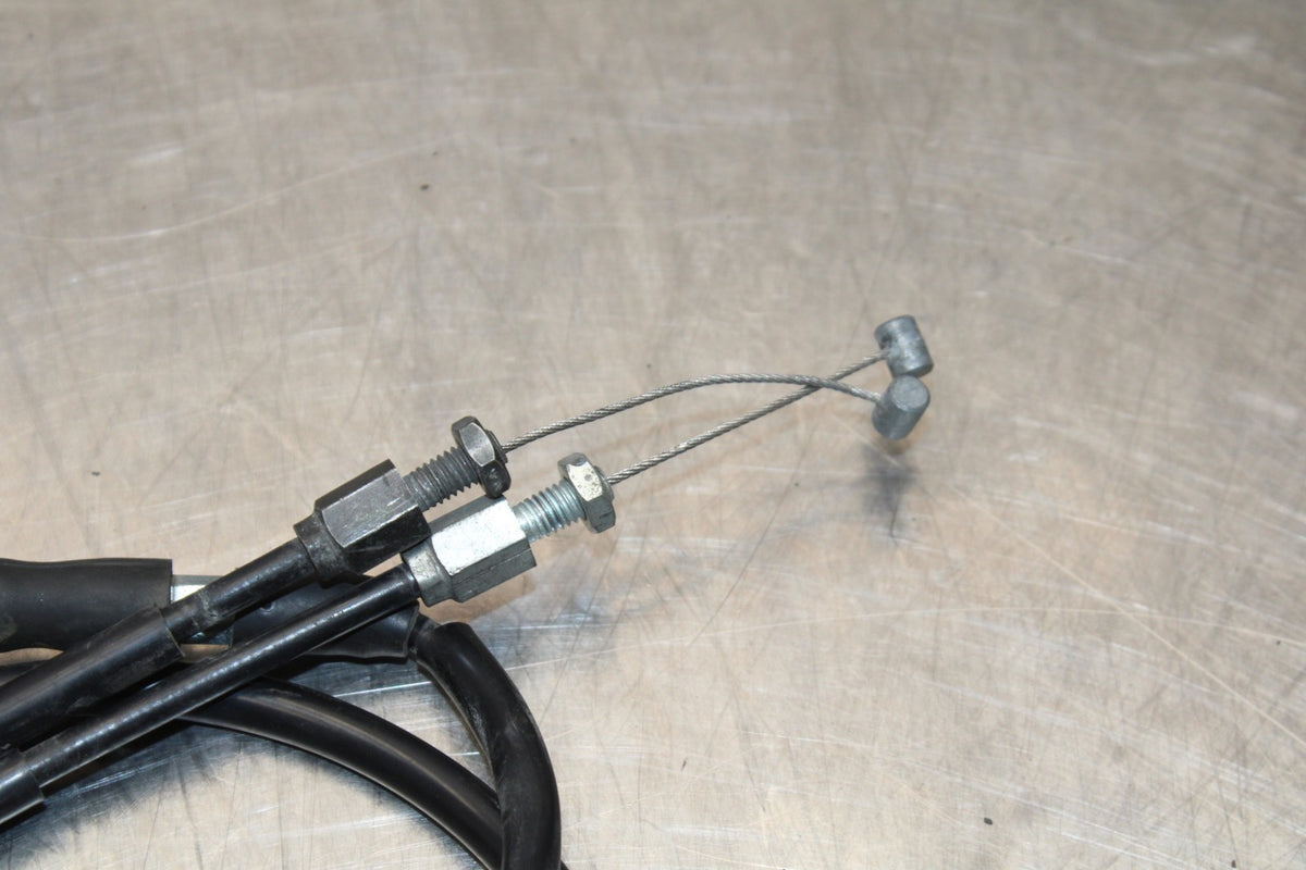 04-05 YAMAHA YZF R1 THROTTLE CABLES LINES BB173