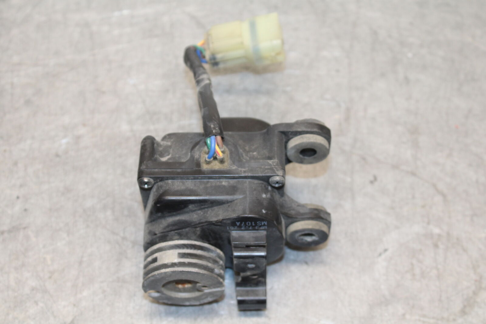 07-12 HONDA CBR600RR EXHAUST VALVE SERVO MOTOR 31420-MFJ-D01 80106-MFJ-D00 BB672