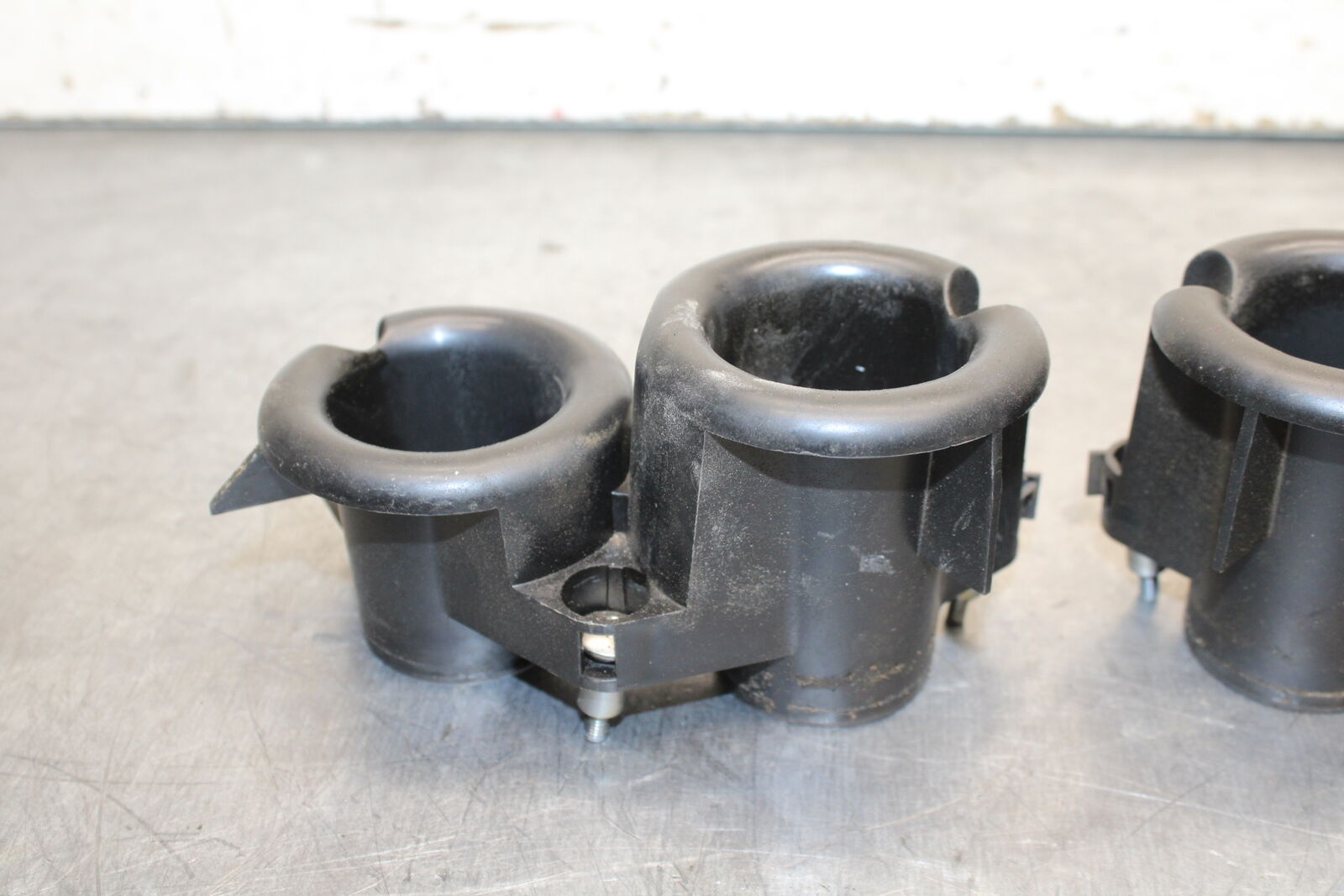 05-06 HONDA CBR600RR AIRBOX INTAKE VELOCITY STACKS BB739