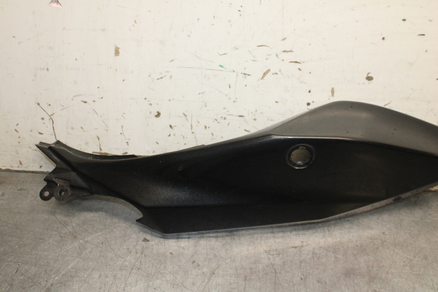 18-23 KAWASAKI NINJA 400 EX400 ABS LEFT REAR BACK TAIL FAIRING COWL SHROUD BB747