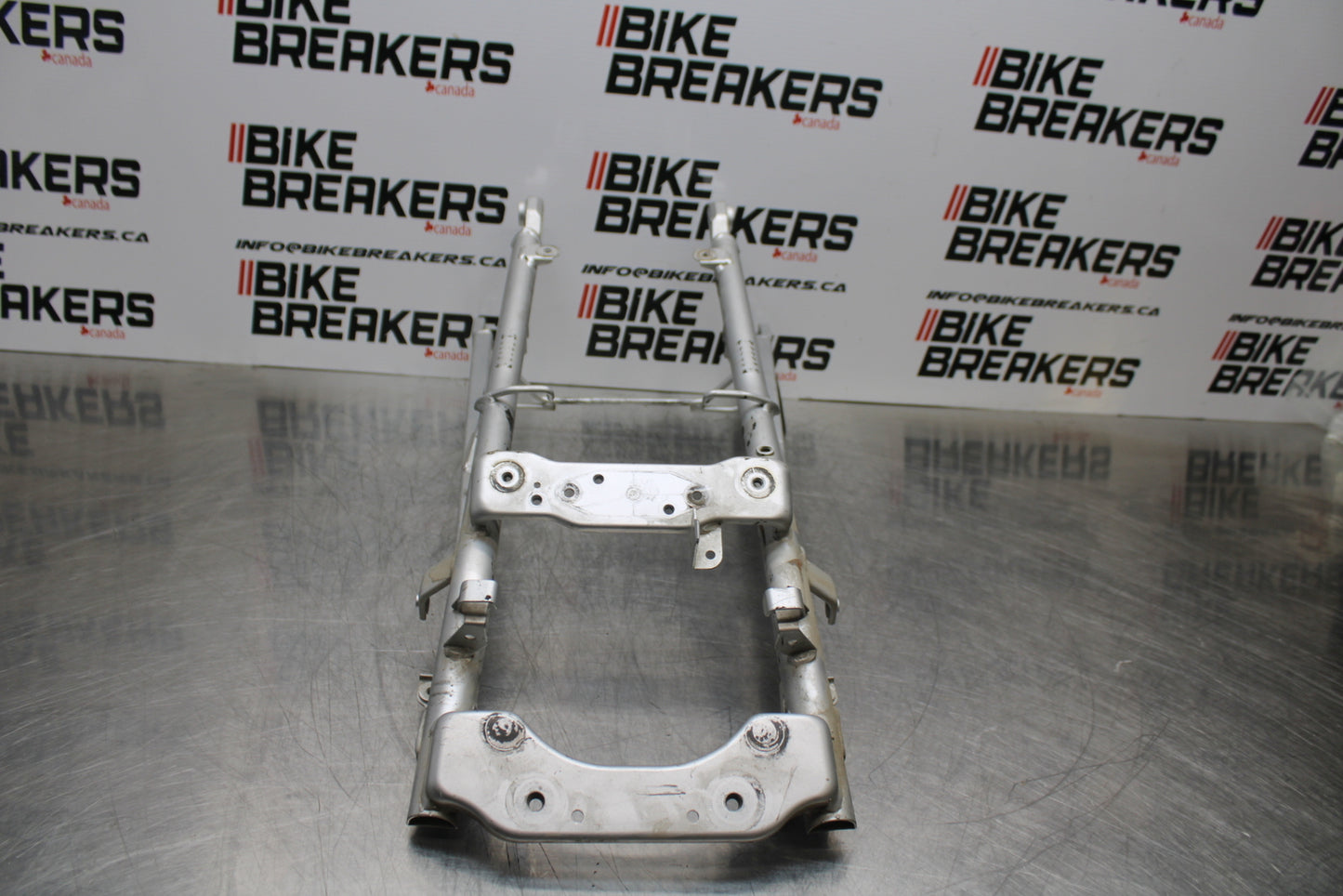 03 SUZUKI SV650S REAR SUBFRAME BACK SUB FRAME BB167
