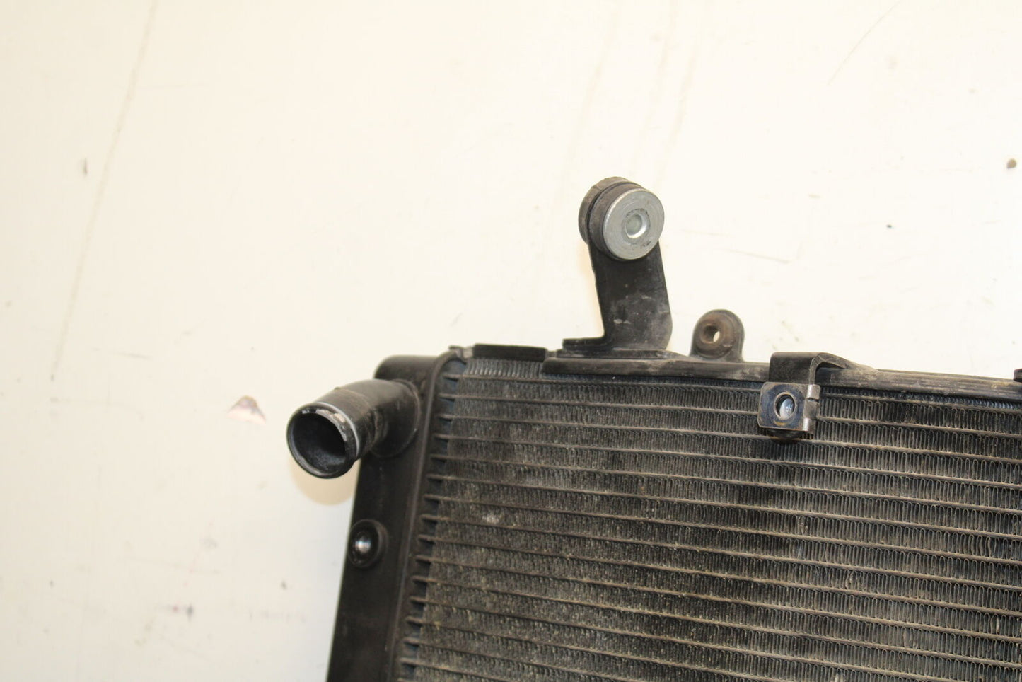 06 YAMAHA YZF R6 ENGINE RADIATOR MOTOR COOLER RADIATER 2C0-12461-00-00 BB716
