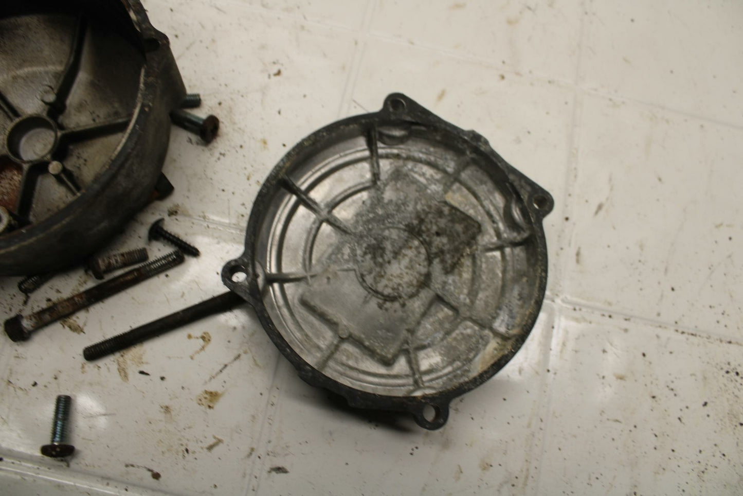 80-83 YAMAHA MAXIM 650 XJ650 STATOR COVER W/ ENGINE SIDE COVER BB403