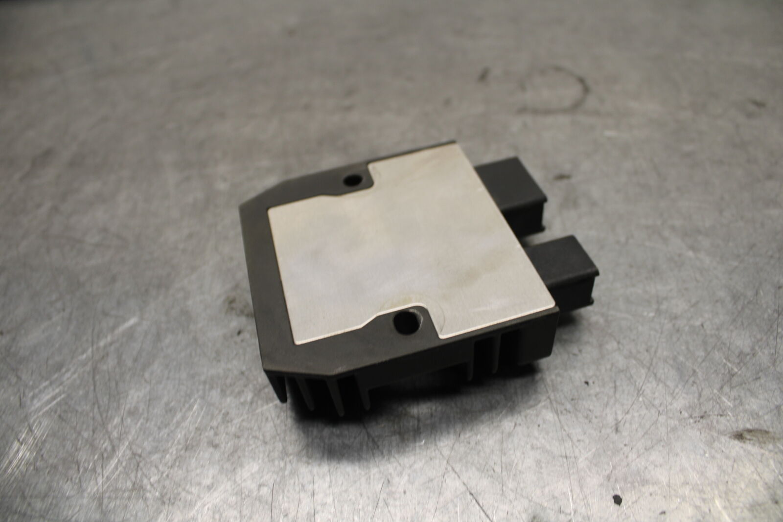 17-21 HONDA CBR1000RR SP RECTIFIER VOLTAGE REGULATOR BB681