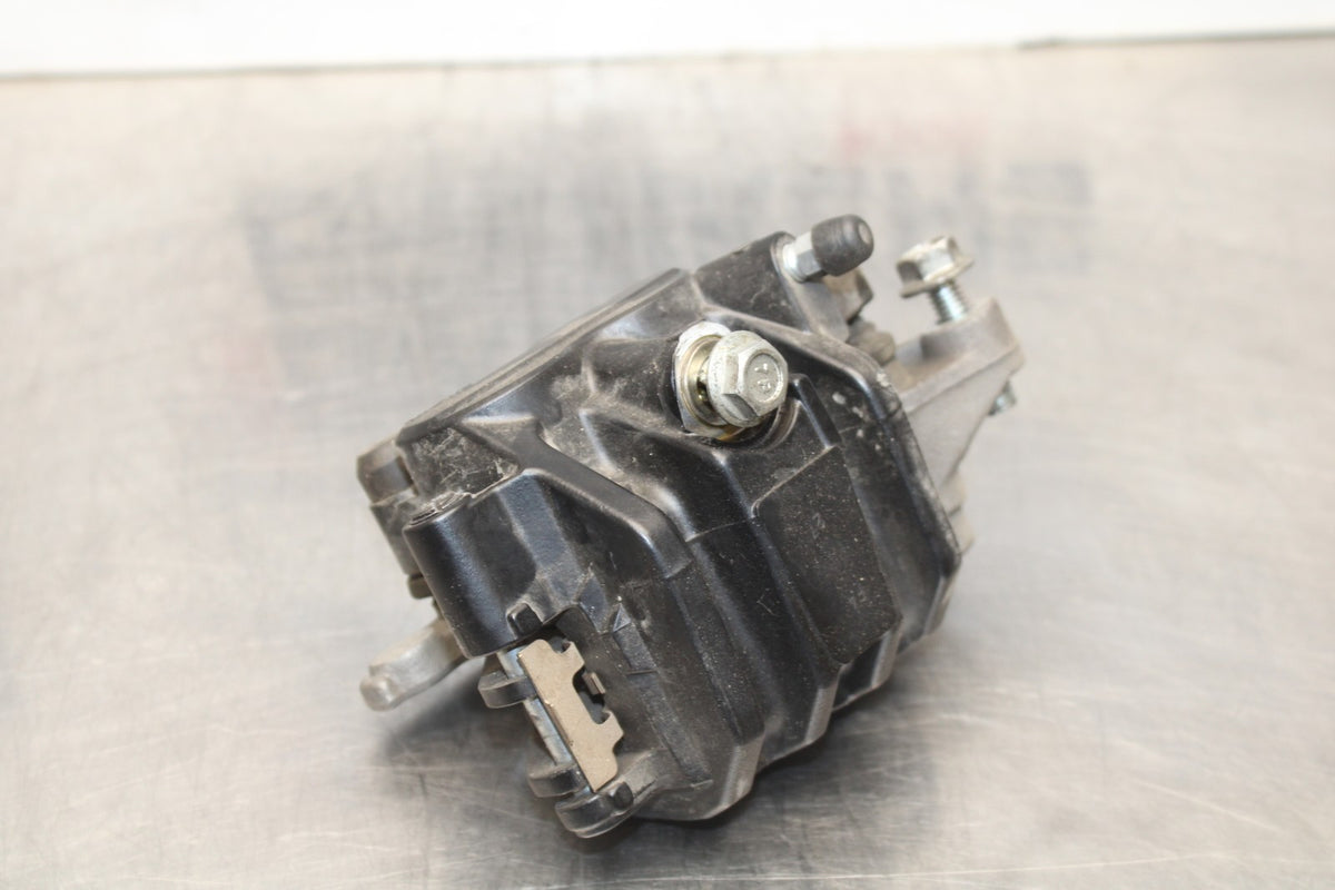 15 SUZUKI GW250F LEFT FRONT BRAKE CALIPER BB789