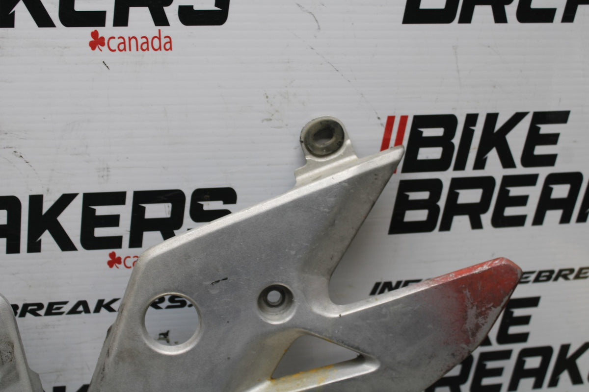 13-15 HONDA CBR500R RIGHT LEFT REARSETS REAR SET DRIVER FOOT PEGS  BB834