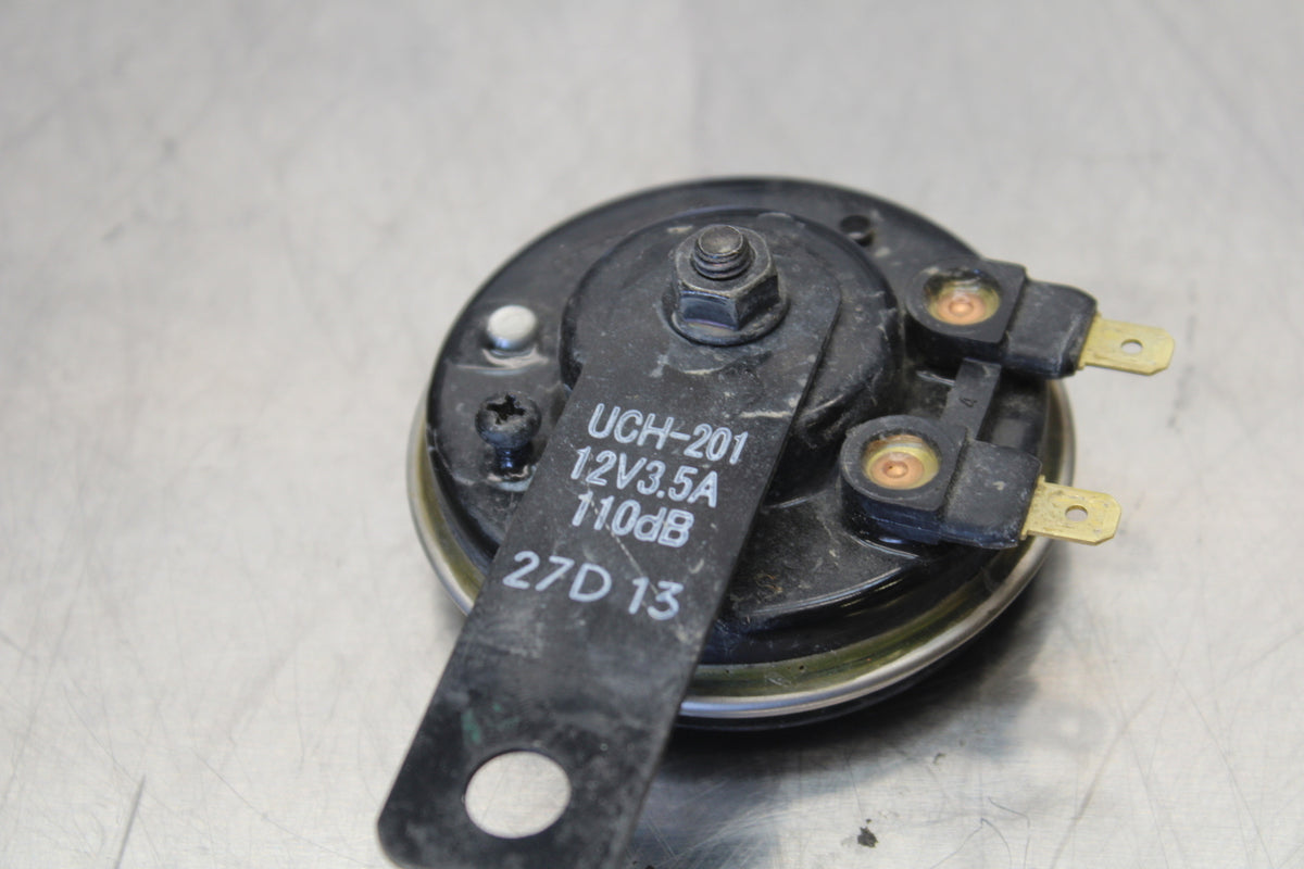 23 YAMAHA YZF R3 HORN SIGNAL BB147