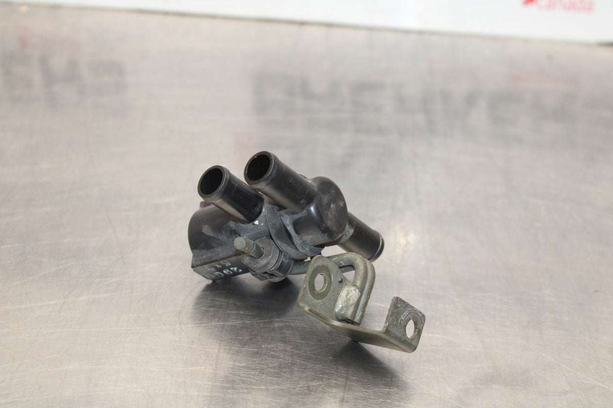 05-06 SUZUKI GSXR1000 AIR VALVE SOLENOID TOP ENGINE SWITCH SENSOR BB857