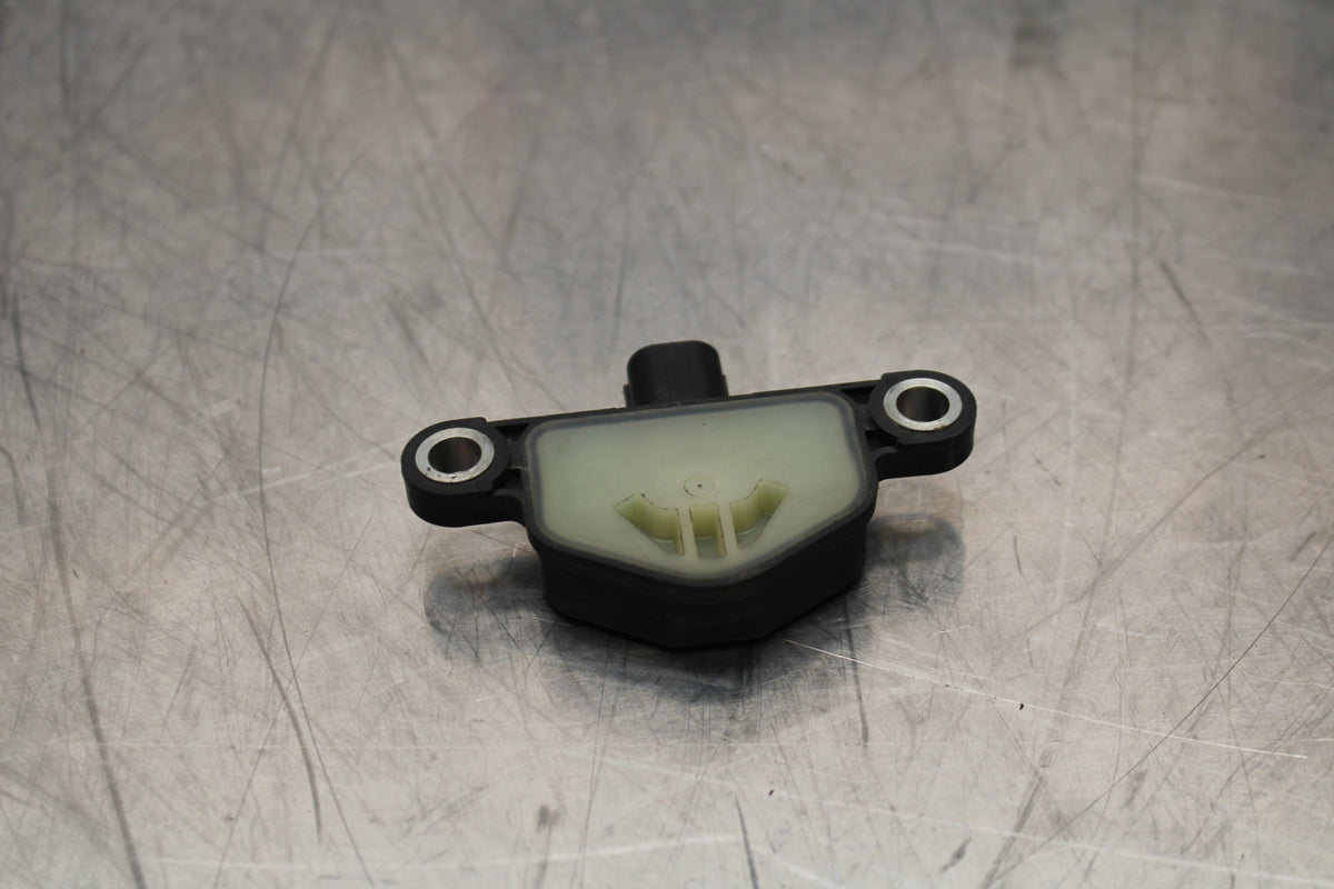 15-16 HONDA CB300F TIP OVER BANK ANGLE CRASH SENSOR SWITCH  BB150
