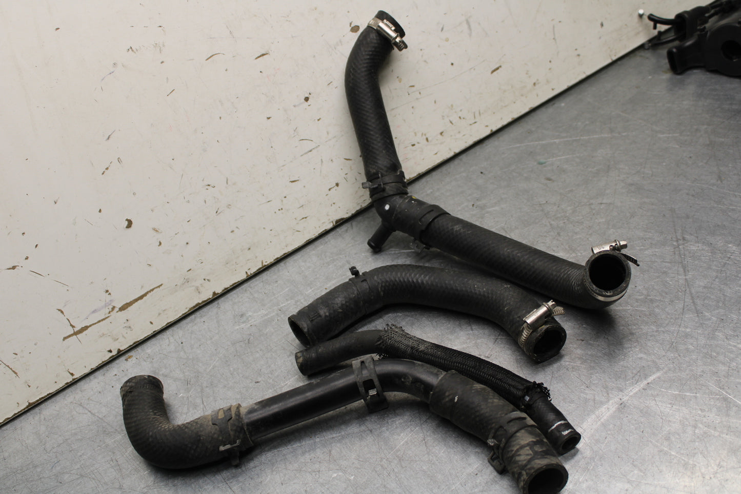 16 KAWASAKI NINJA ZX10R RADIATOR HOSES ENGINE COOLANT WATER  HOSE KIT SET BB650