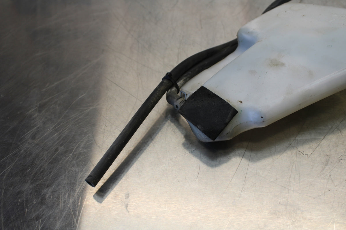 11 SUZUKI GSXR1000 COOLANT WATER TANK RESERVOIR BOTTLE BB142