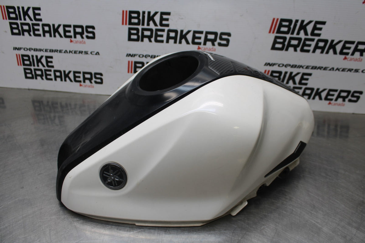 17-18 YAMAHA YZF R3 GAS TANK FUEL CELL COVER FAIRING COWL BB813