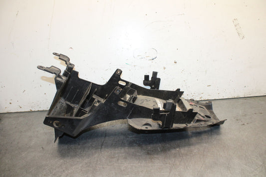 09-15 YAMAHA FZ6R REAR UNDERTAIL BATTERY TRAY PLASTIC 20S-21611-00-00  BB719