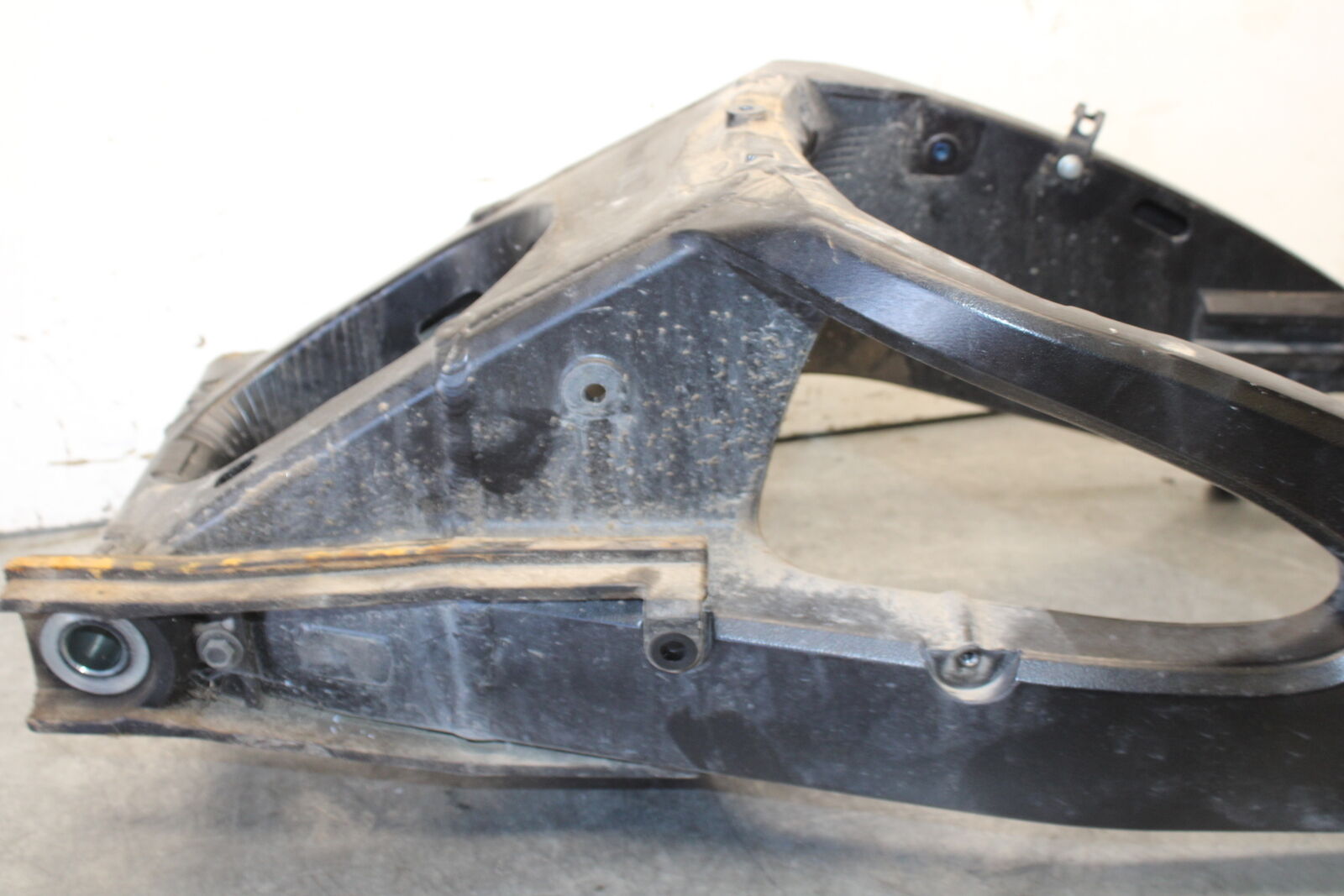 11-24 SUZUKI GSXR750 REAR SWINGARM BACK SUSPENSION SWING ARM  BB687