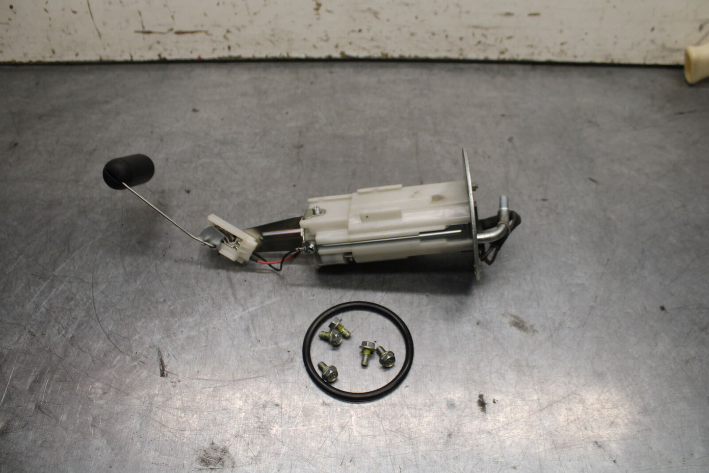 14-15 KAWASAKI NINJA 650 EX650F ABS FUEL PUMP GAS PETROL SENDER UNIT BB741