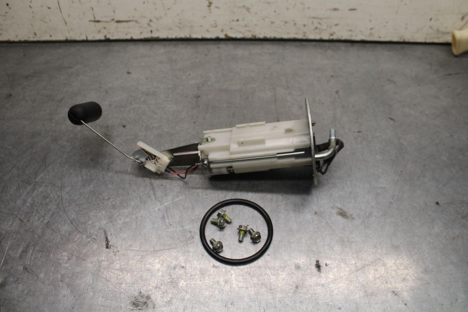 14-15 KAWASAKI NINJA 650 EX650F ABS FUEL PUMP GAS PETROL SENDER UNIT BB741