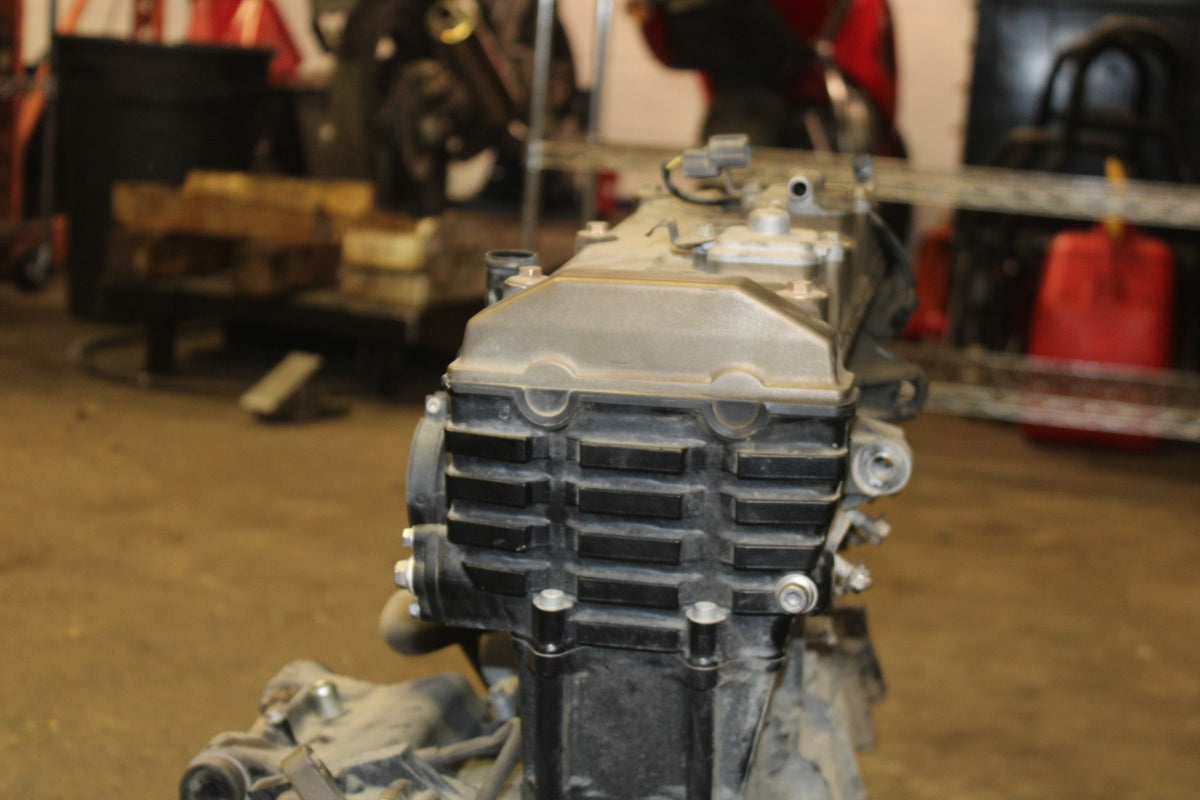 06 KAWASAKI Z750 ENGINE MOTOR BB837